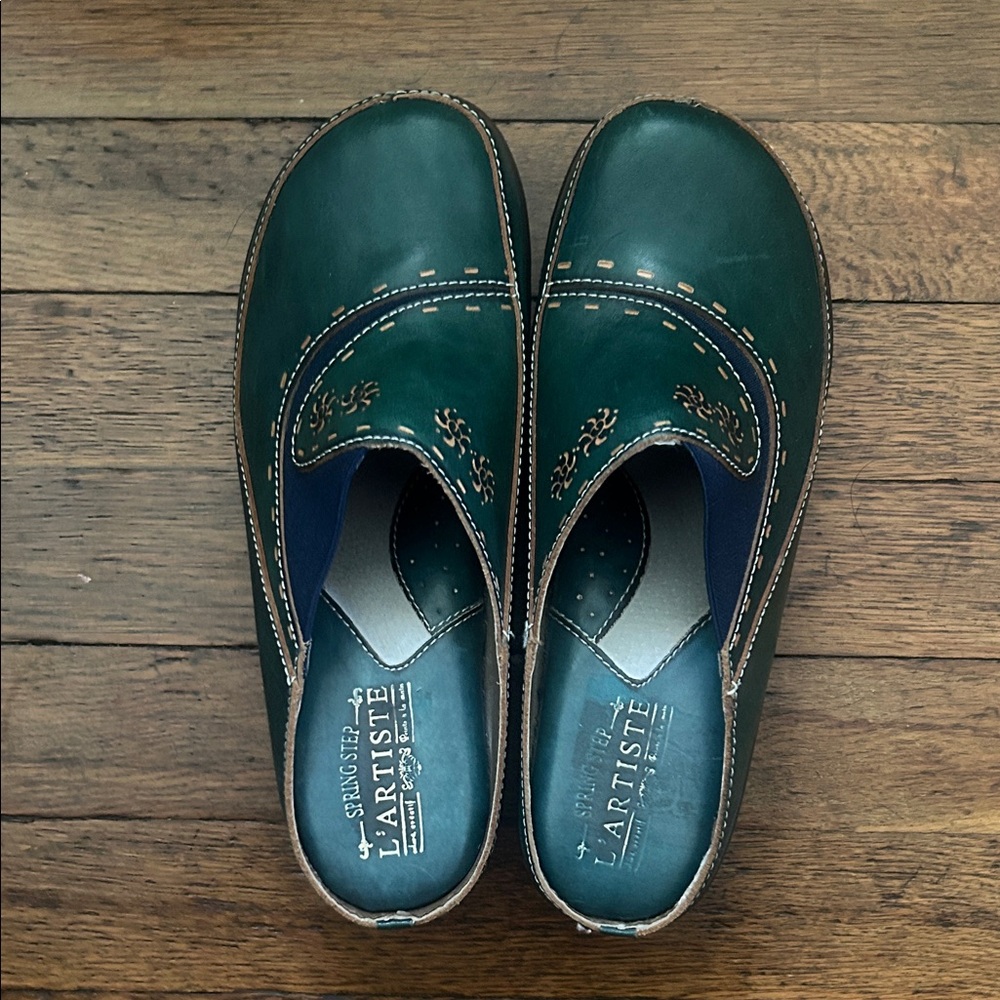 L'Artiste Teal Leather Slip-On Clogs